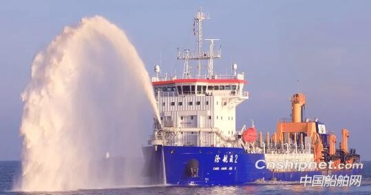 七一一所10000方耙吸式挖泥船“沧港2”号完成海试