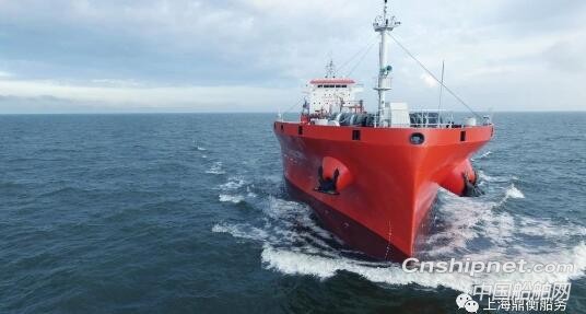 鼎衡船务第七艘2205双相不锈钢化学品船“鼎衡荣耀”试航