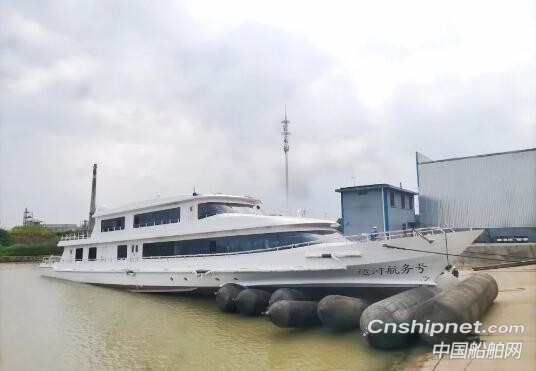 江苏金坛通洋船厂“运河航务号”顺利下水