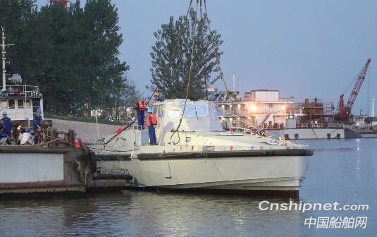 武船集团“海霹雳”无人艇顺利下水